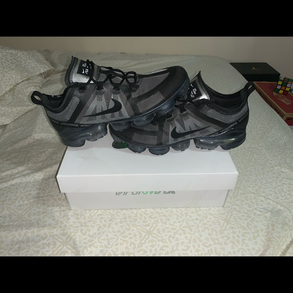 vapormax 2019 ghost black